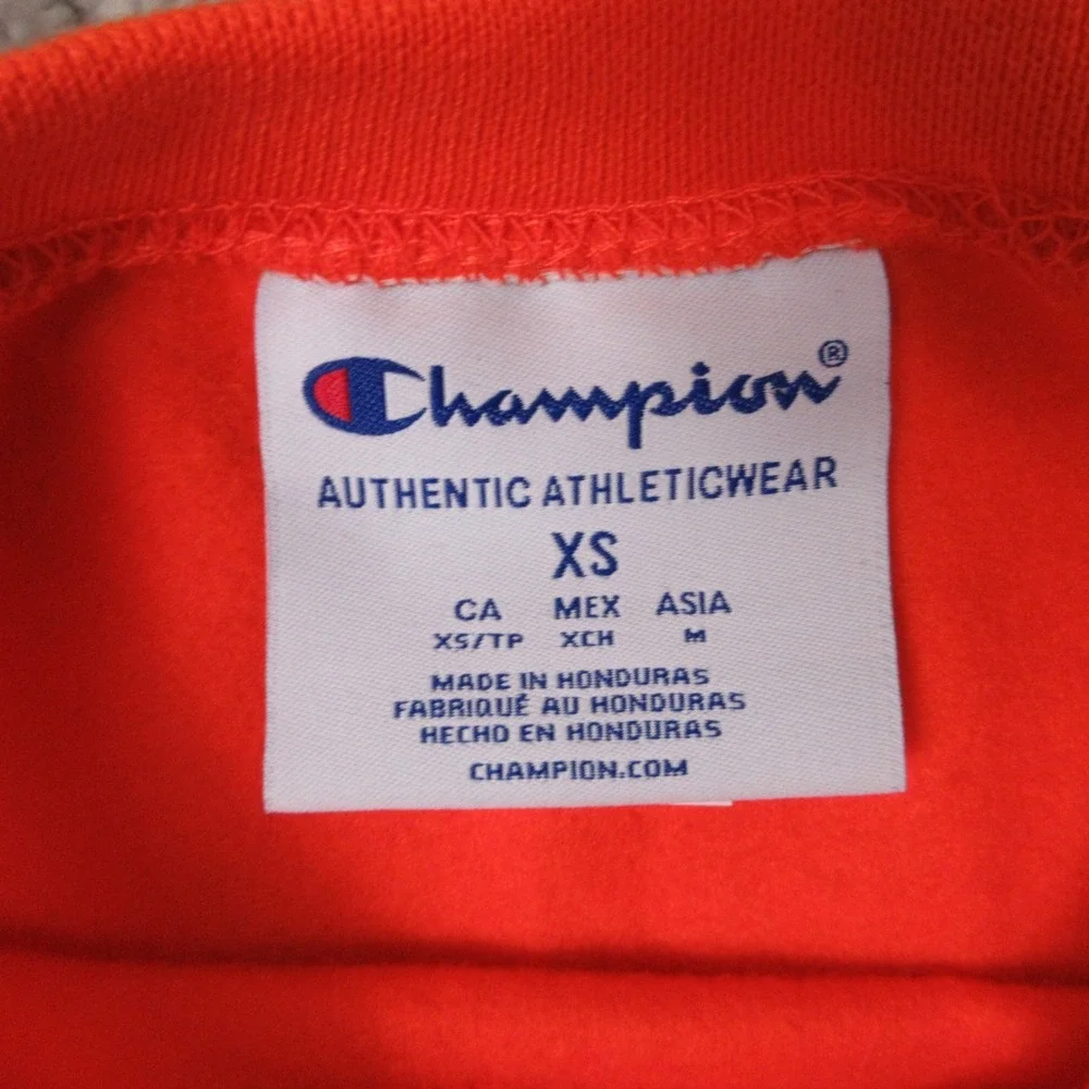 Utica Pioneers‎ Sweater Mens XS Orange Crewneck Sweatshirt Champion College NCAA